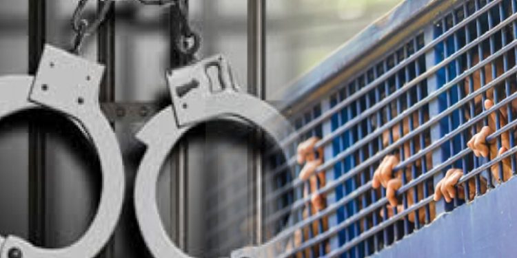 সারাদেশে পুলিশের বিশেষ অভিযানে ১৫৮৬ জন গ্রে'প্তা'র