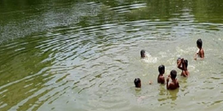 সখীপুরে পুকুরে ডুবে স্কুলছাত্রের মৃ'ত্যু