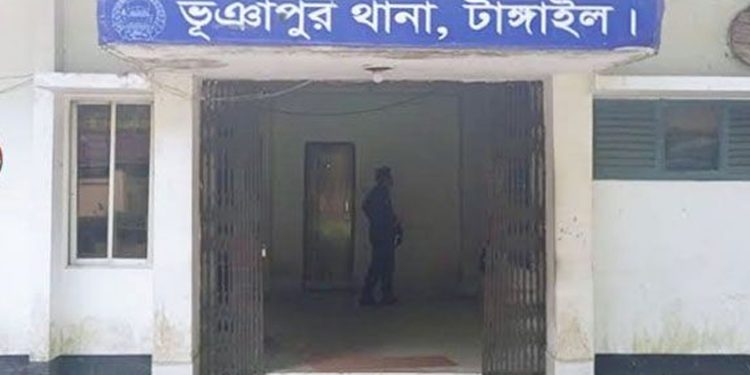 ভূঞাপুরে নাশকতার আ'সা'মি গ্রে'প্তা'র অভিযান পুলিশের ধস্তাধস্তিতে ৪ জন আ'হ'ত