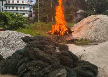 কালিহাতীতে অভিযানে ১৬০০ মিটার অবৈধ চায়না জাল জব্দ ও ধ্বংস