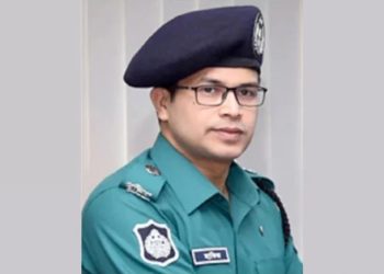 অতিরিক্ত পুলিশ সুপার অনুপস্থিতির কারণে সাময়িক বরখাস্ত