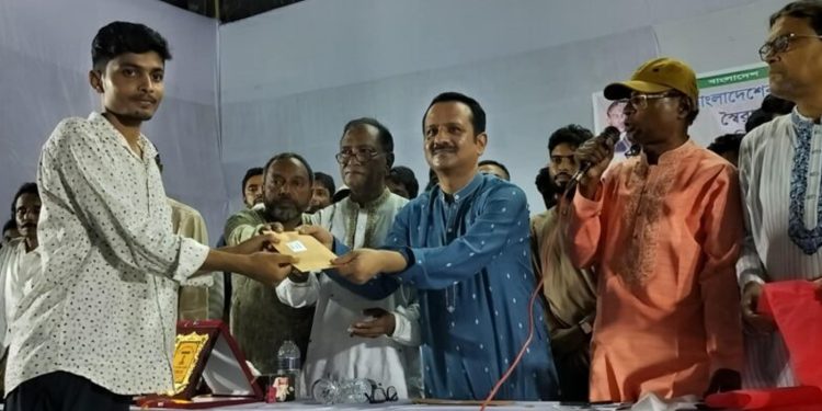 কালিহাতীতে বিএনপির উদ্যোগে জুলাই আন্দোলনের যো'দ্ধা'দের সংবর্ধনা