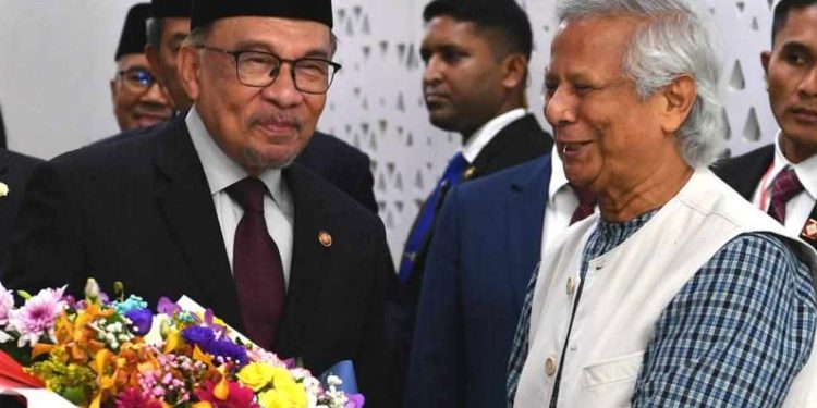 মালয়েশিয়ার প্রধানমন্ত্রীর আমন্ত্রণে তিন দিনের সফরে যাচ্ছেন ড. মুহাম্মদ ইউনূস