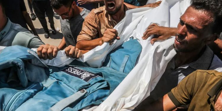গাজায় ইসরায়েলি হা'ম'লা'য় ৬ সাংবাদিকসহ নি'হ'ত ৮৯ ফিলিস্তিনি