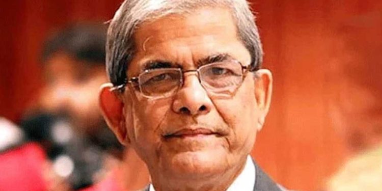 মির্জা ফখরুল সস্ত্রীক থাইল্যান্ডে চোখের চিকিৎসায় যাচ্ছেন