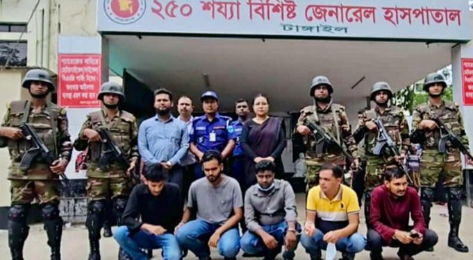টাঙ্গাইল জেনারেল হাসপাতালে যৌথবাহিনীর অভিযান। গ্রেপ্তার ৫