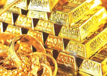 বিশ্ববাজারে নতুন রেকর্ড ইতিহাসের সর্বোচ্চ দামে স্বর্ণ