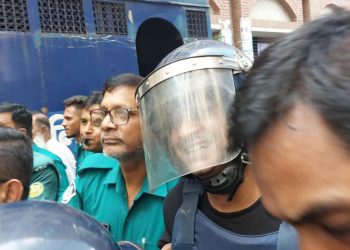 হ'ত্যা মা'ম'লা'য় সাবেক এমপি হাজী সেলিম ও তানভীর হাসান সৈকত গ্রে'প্তা'র