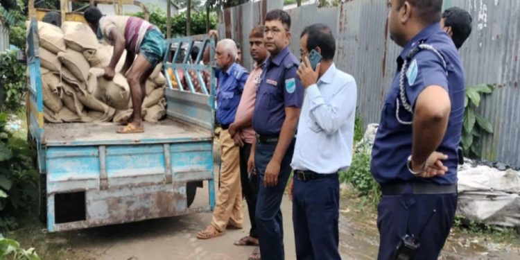 কালিহাতীতে কালোবাজারে বিক্রির জন্য ১২৬ বস্তা খাদ্যবান্ধব চাল উদ্ধার