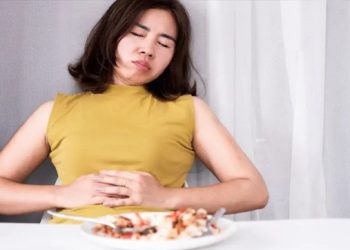 খাবারের পরে ক্লান্তি, পেট ফাঁপা? যেসব খাবার এড়ানো উচিত