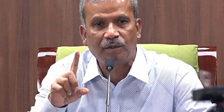 ফেব্রুয়ারিতে নির্বাচন নিয়ে সরকার দৃঢ়প্রতিজ্ঞ: আইন উপদেষ্টা