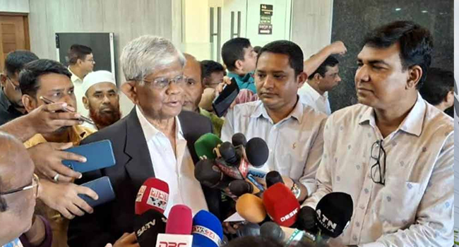 পুলিশের জন্য কেনা হবে ৪০ হাজার বডি ক্যামেরা : অর্থ উপদেষ্টা