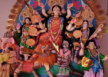 টাঙ্গাইলে ষষ্ঠী পূজার মধ্যে দিয়ে শারদীয় দুর্গোৎসব শুরু