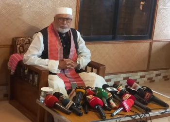 কাদের সিদ্দিকী আমার বাড়ি ভাঙুক দেশের শান্তির জন্য সব মেনে নেব