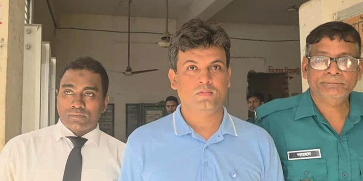 হ'ত্যা'চে'ষ্টা মা'ম'লা'য় সাবেক ছাত্রলীগ নেতা শরিফুল গ্রে'প্তা'র