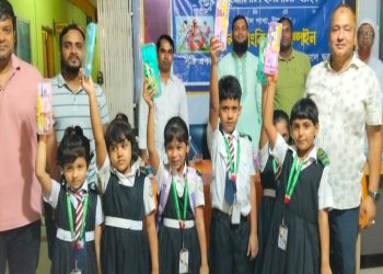 টাঙ্গাইলে শাহজালাল ইসলামী ব্যাংকের স্কুল ব্যাংকিং ও সচেতনতা কর্মসূচি