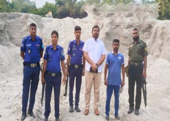 কালিহাতীতে অবৈধভাবে বালু বিক্রি করায় ভ্রাম্যমান আদালতের জরিমানা