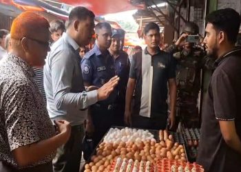 টাঙ্গাইলে কাঁচা বাজার ও ক্লিনিকে ভোক্তার অভিযান