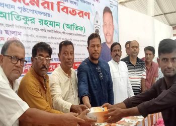 নাগরপুরে দুর্গা মন্দিরে নিরাপত্তায় শতাধিক আইপি ক্যামেরা বিতরণ