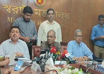 এবছর আরও শান্তিপূর্ণভাবে পূজা উদযাপিত হবে: স্বরাষ্ট্র উপদেষ্টা