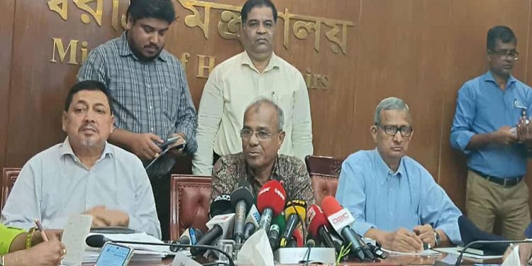 এবছর আরও শান্তিপূর্ণভাবে পূজা উদযাপিত হবে: স্বরাষ্ট্র উপদেষ্টা