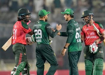 এশিয়া কাপে বাংলাদেশ-পাকিস্তান অলিখিত সেমিফাইনাল আজ