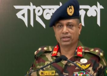 মব সহিংসতা দমনে সেনাবাহিনী কঠোর থাকবে টাঙ্গাইলে কাদের সিদ্দিকী বাসায় হামলার পর বার্তা