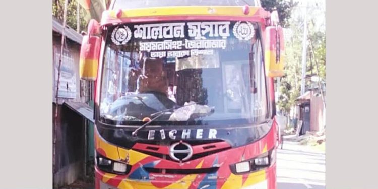 গোপালপুরে বাসচাপায় পথচারী নি'হ'ত