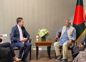 মার্কিন বিশেষ দূতের সঙ্গে প্রধান উপদেষ্টার বৈঠক