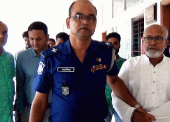 দুদকের মা'ম'লা'য় সাবেক হিসাবরক্ষকের কা'রা'দ'ণ্ড