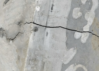 ভূঞাপুরে দুই কোটি টাকা ব্যয়ে চলমান প্রকল্পের কাজে ফাটল!