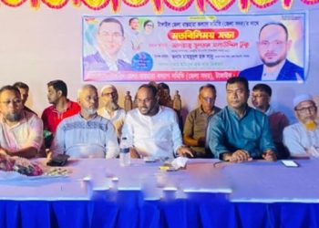 টাঙ্গাইলে বাস্তহারা কল্যাণ সমিতির সঙ্গে সালাউদ্দিন টুকুর মতবিনিময়