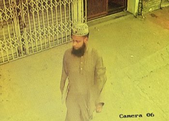 টাঙ্গাইলের সাবালিয়া সরকার হাসপাতাল ভবনের ৬ তলায় দিনের আলোতে চুরি !!