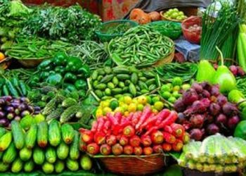 টাঙ্গাইলের বাজারে অস্থিরতা,সব পণ্যের দাম বেশী, হাহাকার ক্রেতাদের