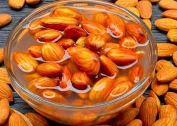শুকনা নাকি ভেজা, কিভাবে আমন্ড খেলে মিলবে বেশি উপকার