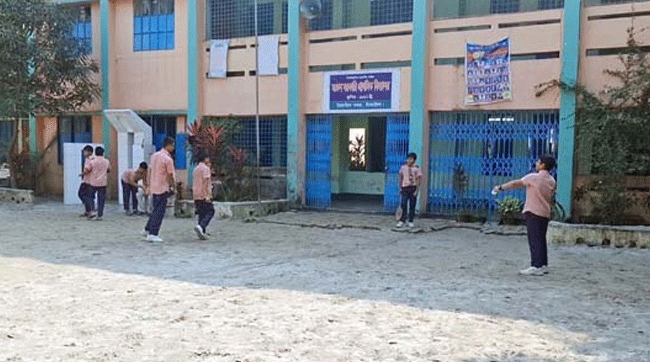 টাঙ্গাইলে প্রাথমিক শিক্ষকদের অনির্দিষ্টকালের জন্য কর্মবিরতি