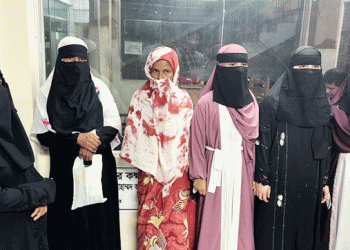 উখিয়ায় ক্যাম্পের বাইরে অবৈধভাবে থাকা ১৮ রোহিঙ্গা আ'ট'ক