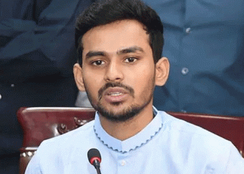 ঢাকা-১০ আসনের ভোটার হচ্ছেন আসিফ মাহমুদ