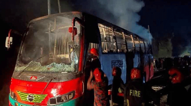 মধুপুরে বাস চাপায় মোটরসাইকেল চালক নিহত, বাসে অগ্নিসংযোগ