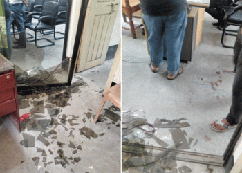 গোপালপুর নির্বাচন অফিসে হামলা–ভাঙচুর, কর্মকর্তাসহ আহত ৩