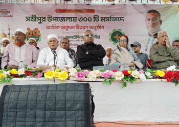সখীপুরে ৩০০ মসজিদে ৭৫ লাখ টাকা অনুদান দিলেন রাসেল