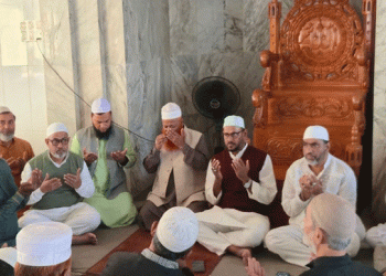 খালেদা জিয়ার রোগমুক্তি কামনায় টাঙ্গাইলে বিএনপির উদ্যোগে দোয়া