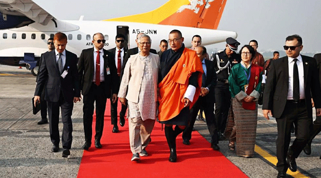 ঢাকায় পৌঁছেছেন ভুটানের প্রধানমন্ত্রী