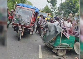 টাঙ্গাইলে ট্রাক-সিএনজি সংঘর্ষে নারীর মৃত্যু