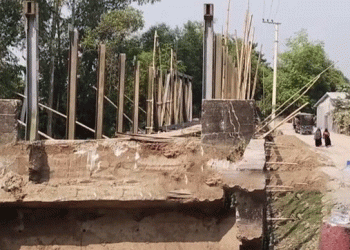 নদী-খাল-বিল নেই তবুও কালিহাতীতে নির্মাণ হচ্ছে ৯ কোটি টাকার ব্রিজ
