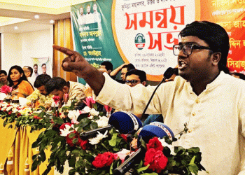 শেখ হাসিনা আ. লীগের দিল্লি শাখা থেকে হুমকি দিচ্ছেন : শিশির