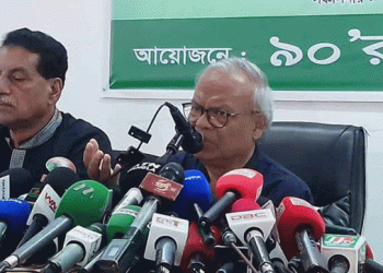 এরশাদ ও শেখ হাসিনার চরিত্রে পার্থক্য নেই : রিজভী