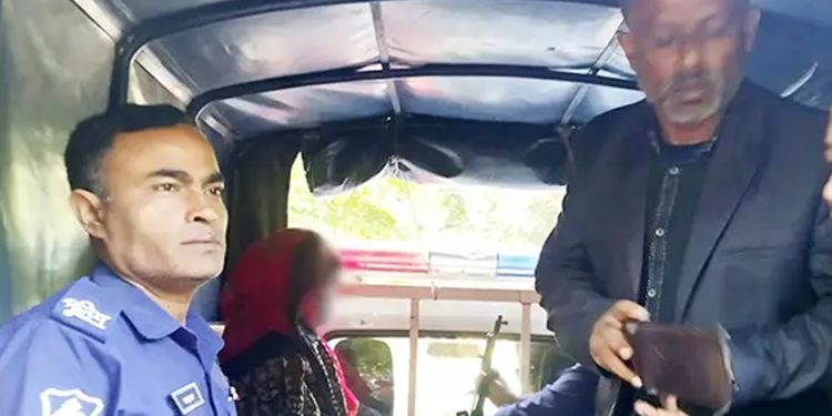 পরকীয়ার অভিযোগে শিক্ষক-শিক্ষিকা গ্রেফতার