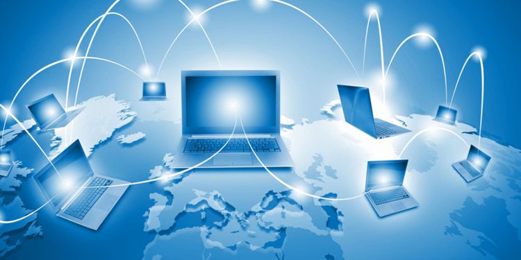 ইন্টারনেটের বড় অংশ অচল হয়ে পড়েছে