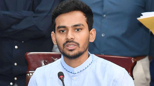 দেশকে নেতৃত্বহীন করতে হাদির ওপর হামলা : আসিফ মাহমুদ